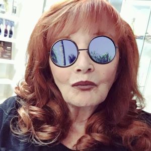 Meet your Posher, Donna